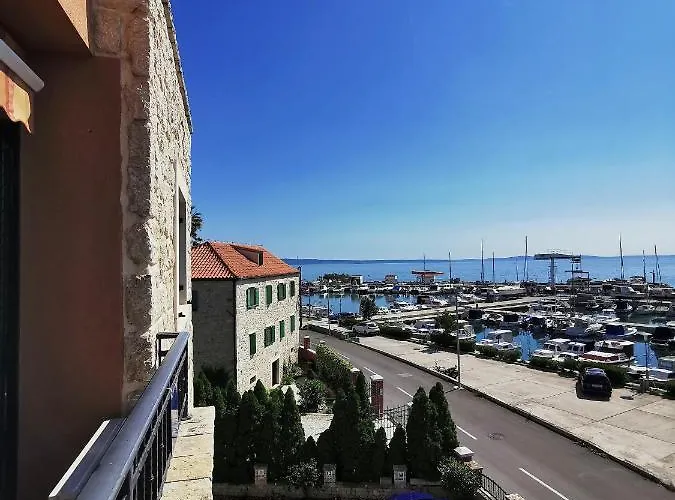 Mira