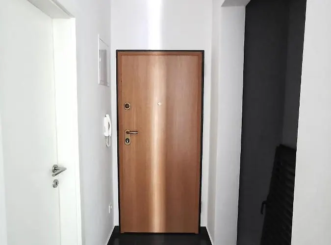 Mira Apartman Podstrana
