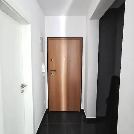 Mira Appartement Podstrana
