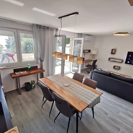 Mira Apartment Split
